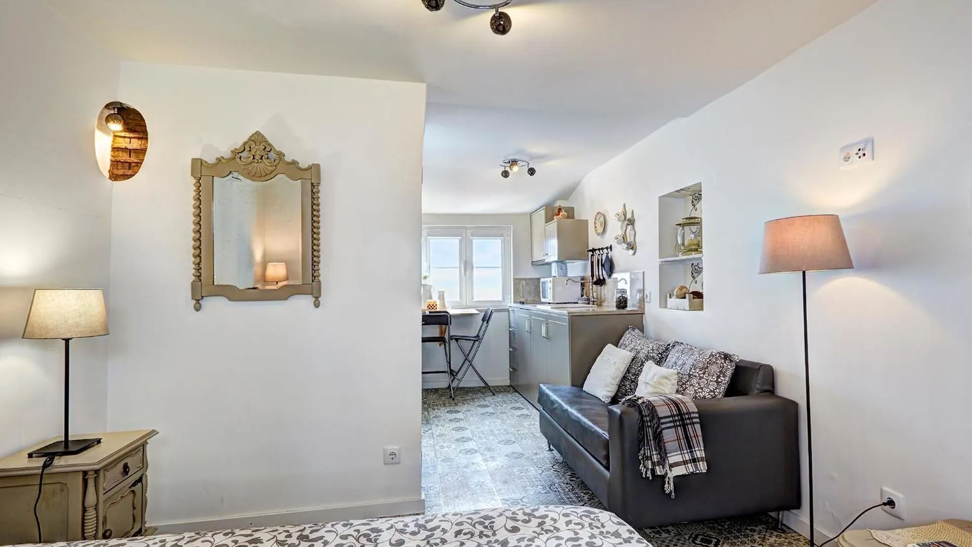 Alfama Cozy Studios By Get Your Stay Lisbon Apartment